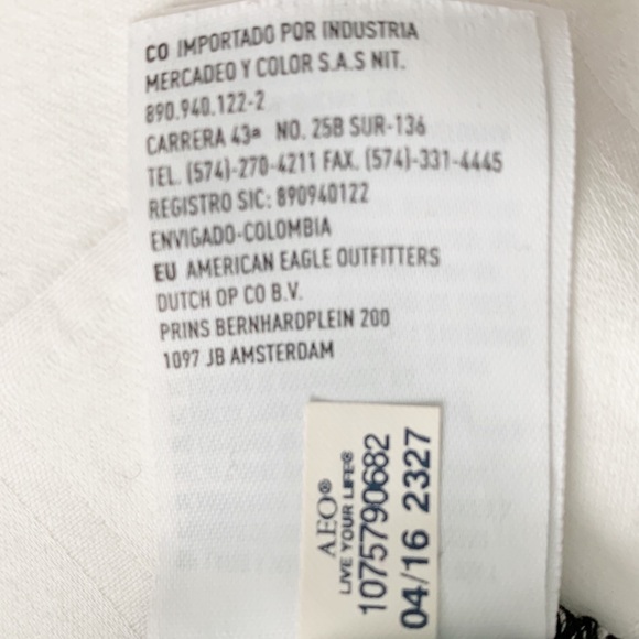 American Eagle STR BLK/WTE Halter Open Back - Picture 7 of 7